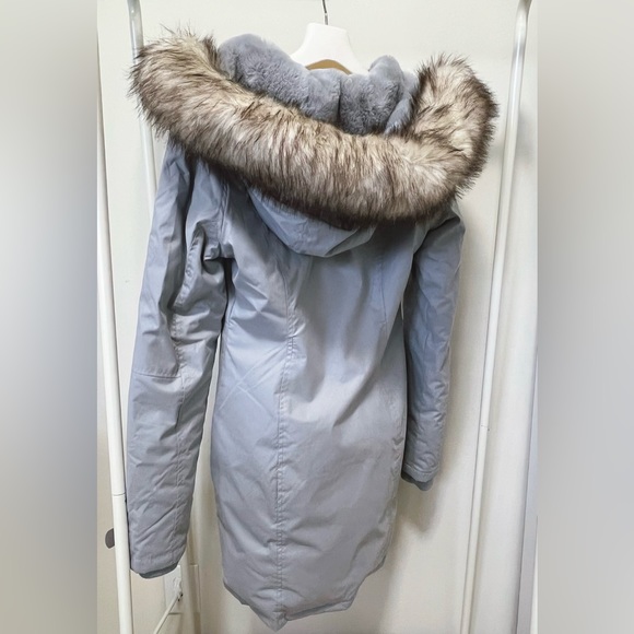 Aritzia TNA Summit Parka, Cloud Grey, XS Like-new - Picture 2 of 4